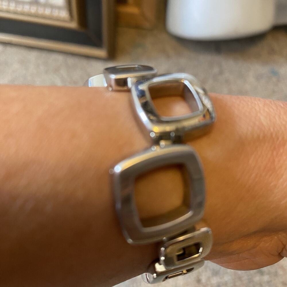 Vintage Fossil ES Women Wrist Watch SilverTone Stainless Steel 6” Bracelet 11109 - Picture 2 of 7